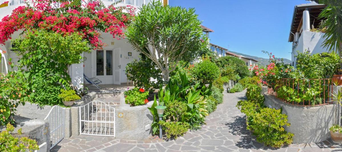 Hotel Residence Mendolita Lipari  Exterior photo